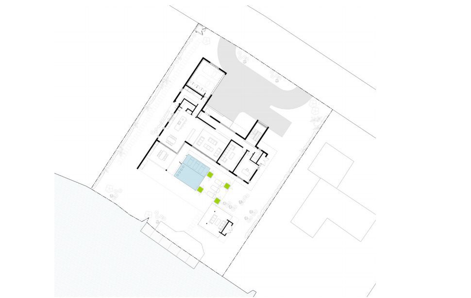 House floor plan with pool